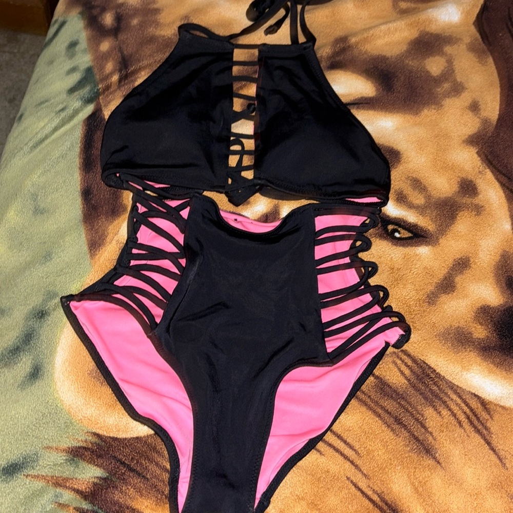 Pink VS bikini 👙